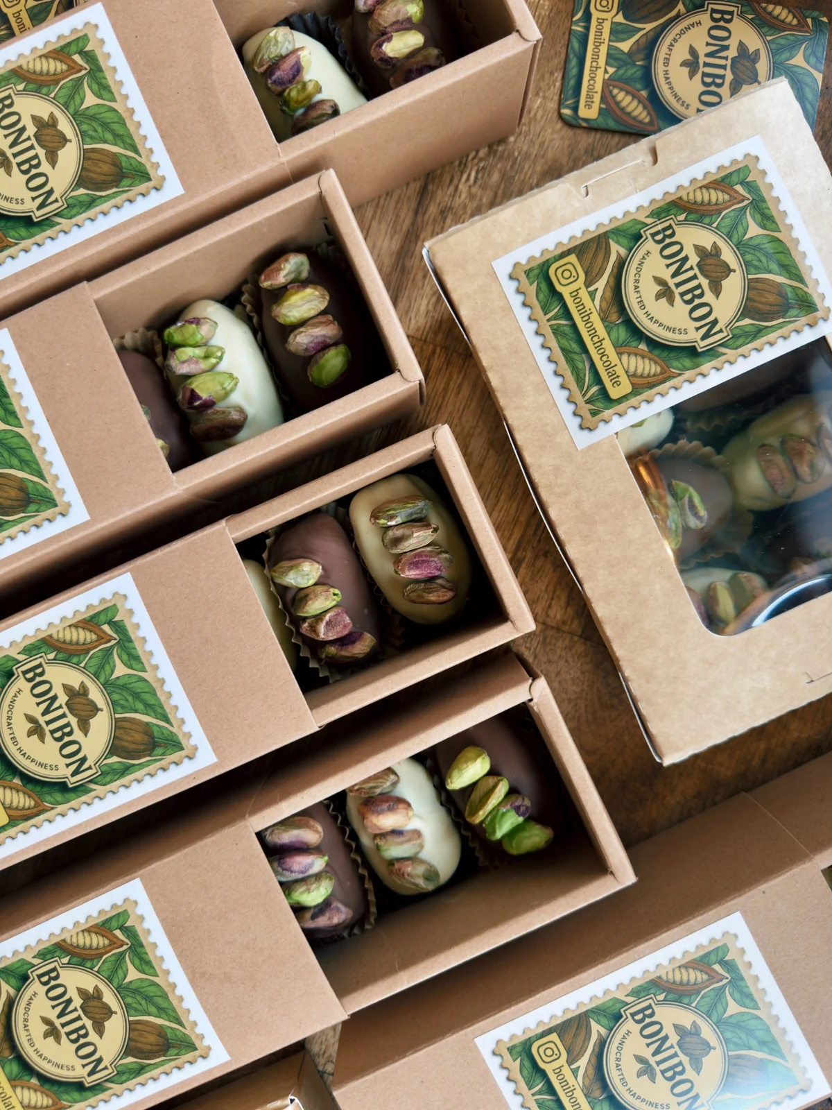 Packaged Bonibon Dubai dates in kraft boxes